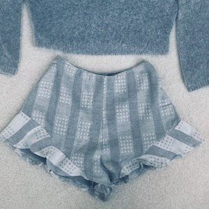 Getaway set: Ruffle Shorts + Crop Top